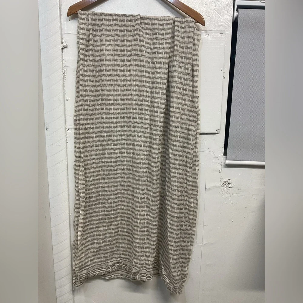 Hand Made Exclusive Cashmere Scarf cream and brown